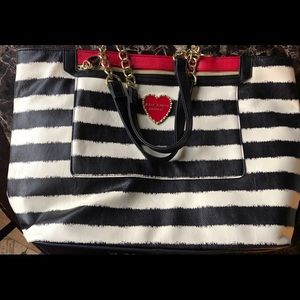 Betsey Johnson tote purse